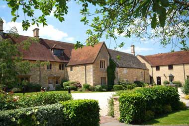 Cheap Wedding Venues And Deals In Gloucestershire
